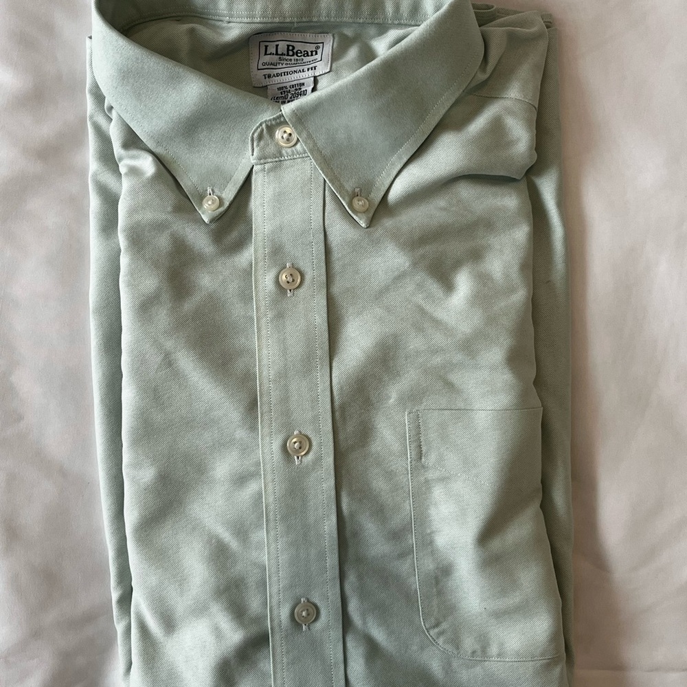 L.L. Bean Green Casual Button Down Shirt Soft Cotton